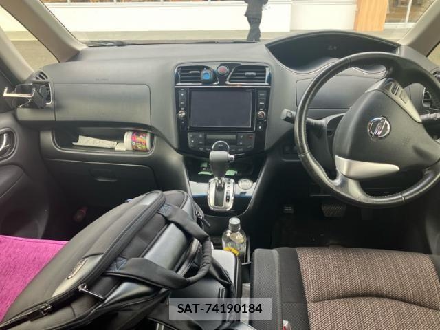 Nissan SERENA 2014-03 7224808-15
