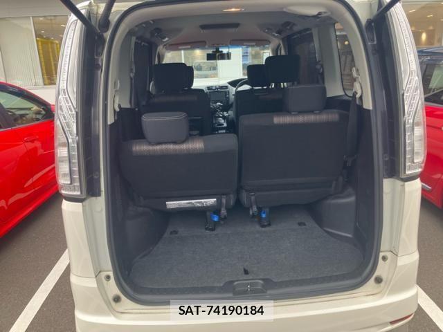 Nissan SERENA 2014-03 7224808-6
