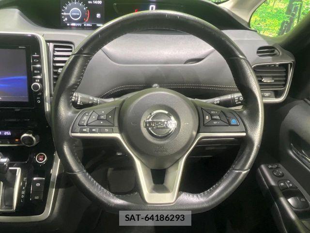 Nissan SERENA 2016-09 7224840-12