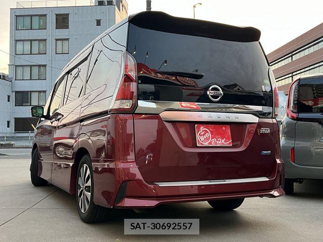 Nissan SERENA 2017-05 7224860-10