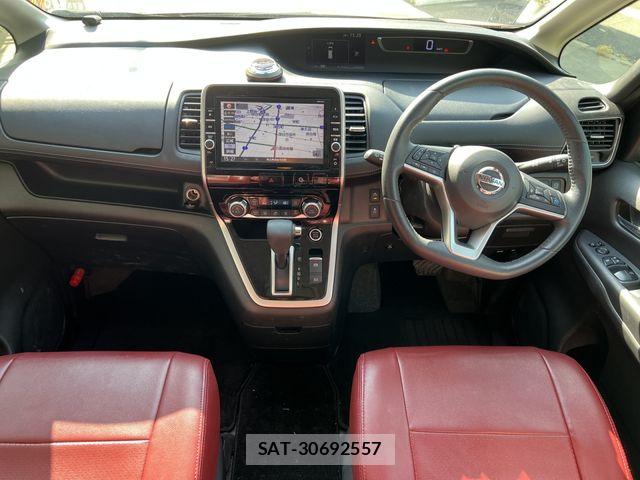 Nissan SERENA 2017-05 7224860-1