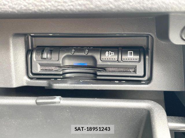 Nissan SERENA 2017-07 7224868-5