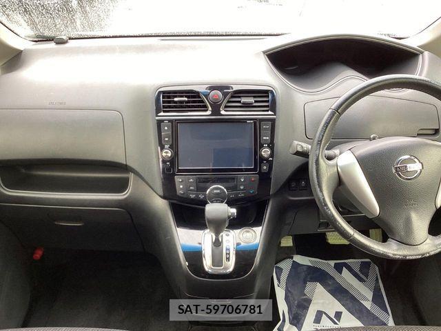 Nissan SERENA 2015-01 7218593-1