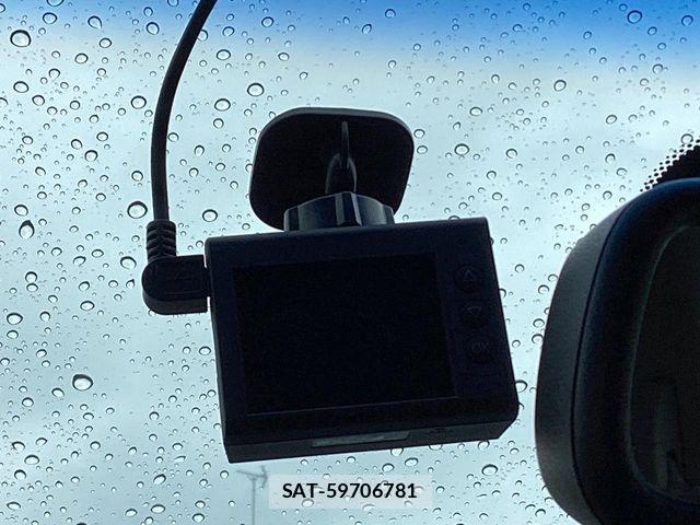 Nissan SERENA 2015-01 7218593-6