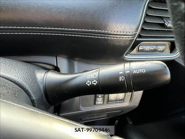 Nissan SERENA 2017-02 7224850-28