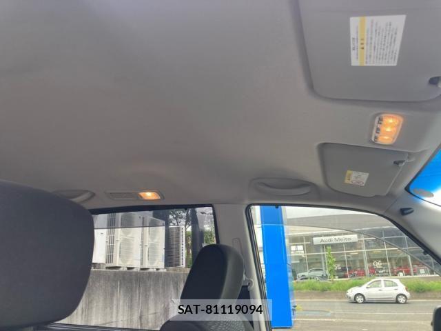 Nissan SERENA 2016-01 7224827-9