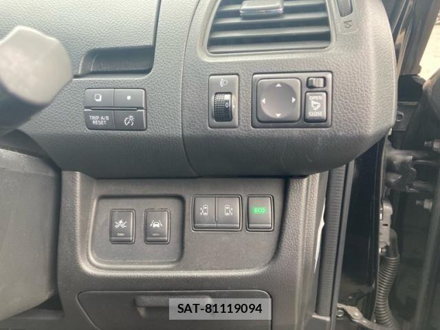 Nissan SERENA 2016-01 7224827-12