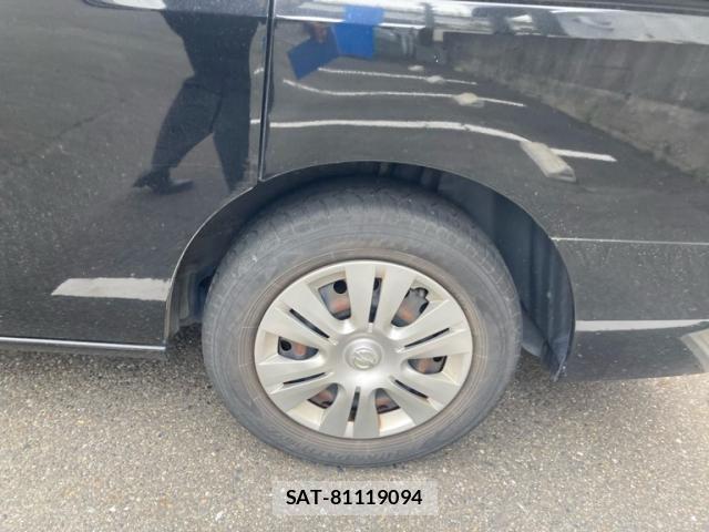 Nissan SERENA 2016-01 7224827-5
