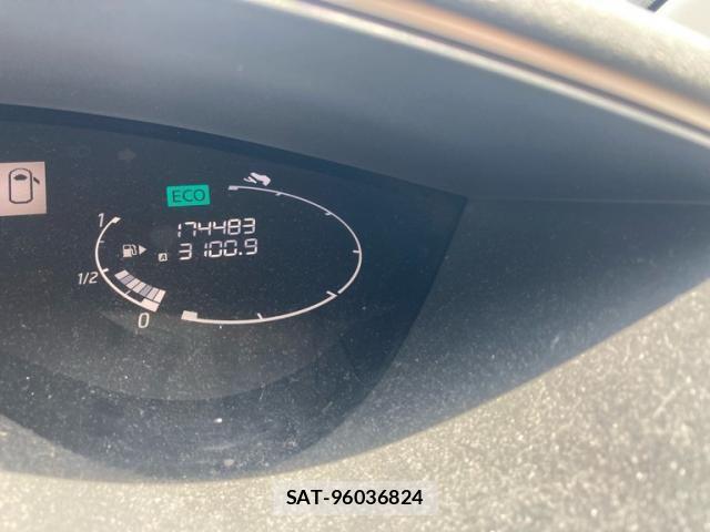 Nissan SERENA 2013-05 7224793-20