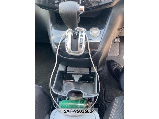 Nissan SERENA 2013-05 7224793-22