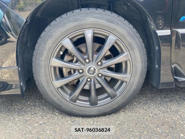 Nissan SERENA 2013-05 7224793-6
