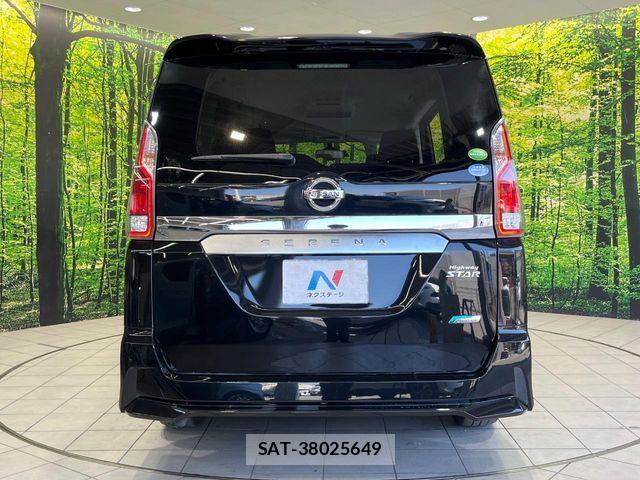 Nissan SERENA 2018-02 7224875-15