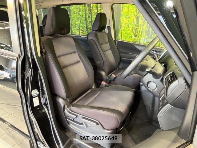 Nissan SERENA 2018-02 7224875-7