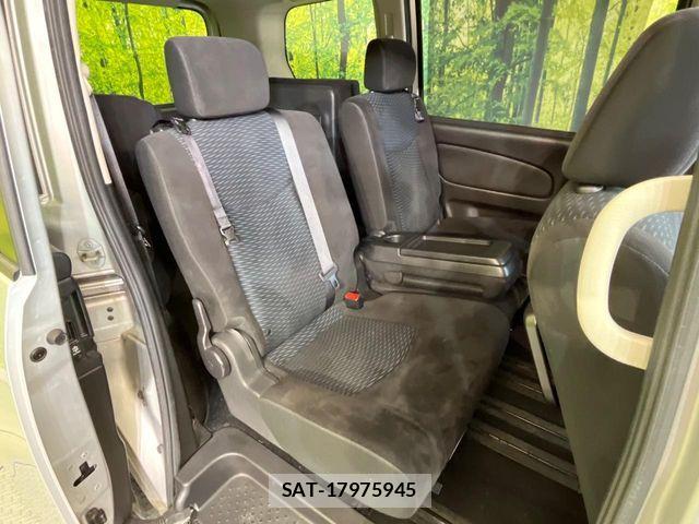 Nissan SERENA 2015-05 7224809-8