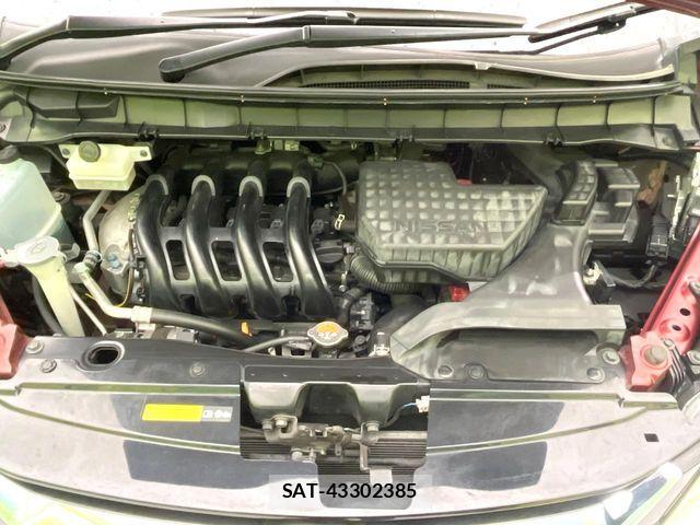 Nissan SERENA 2017-05 7224857-17