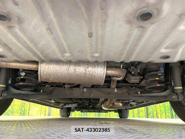 Nissan SERENA 2017-05 7224857-18