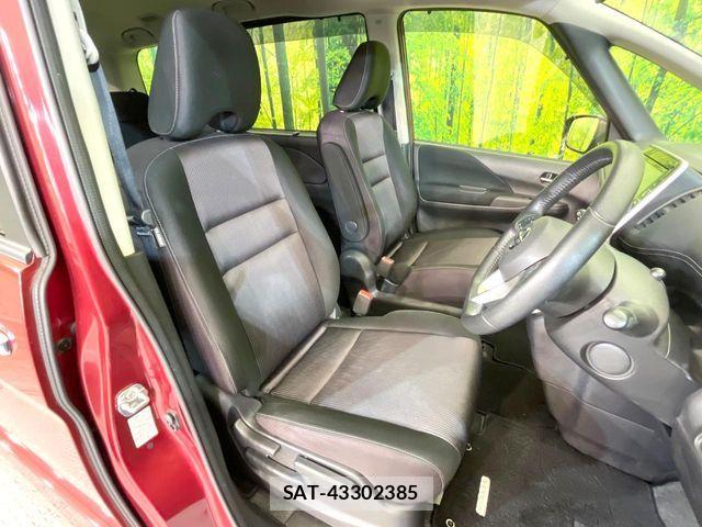 Nissan SERENA 2017-05 7224857-7