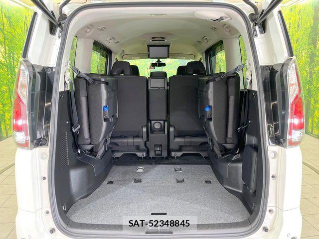 Nissan SERENA 2016-12 7224847-9