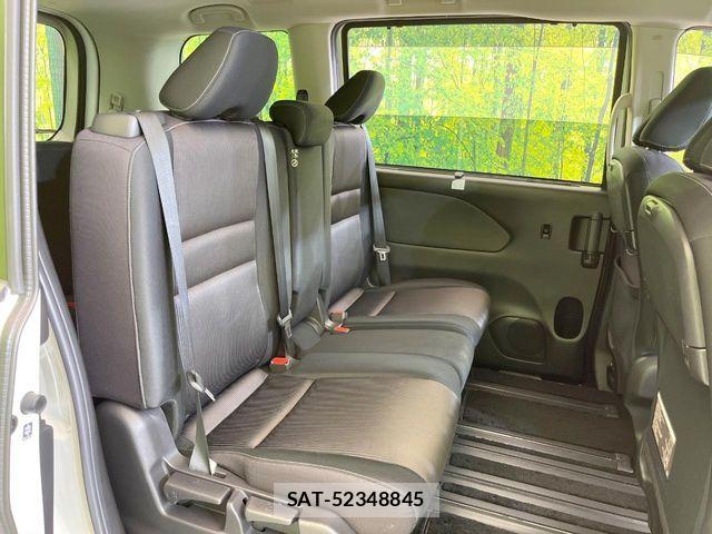 Nissan SERENA 2016-12 7224847-8