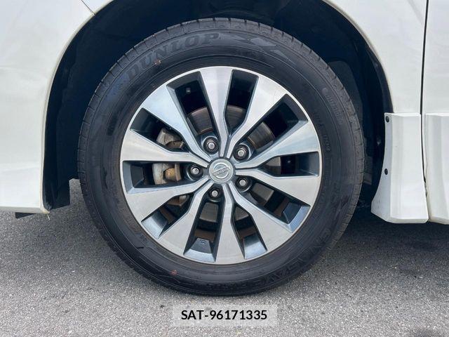 Nissan SERENA 2017-09 7224873-12