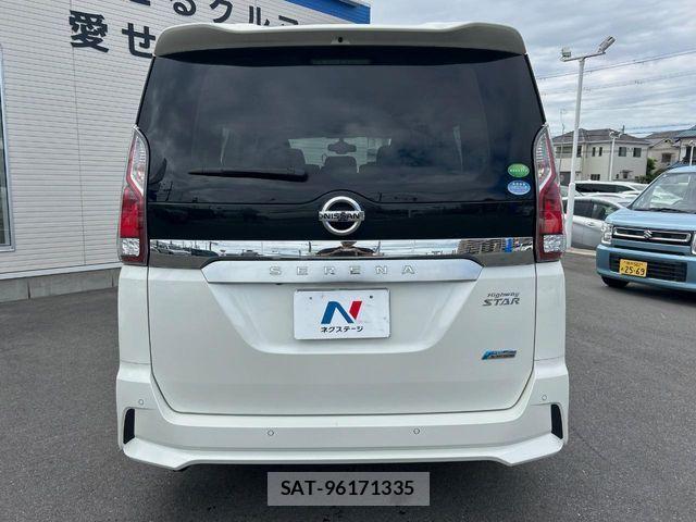 Nissan SERENA 2017-09 7224873-15