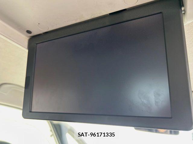 Nissan SERENA 2017-09 7224873-2