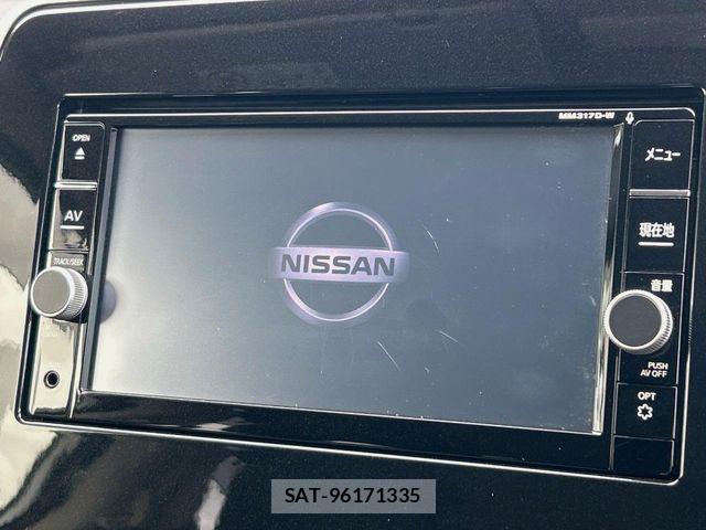 Nissan SERENA 2017-09 7224873-3