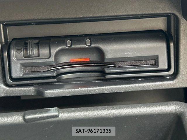 Nissan SERENA 2017-09 7224873-5