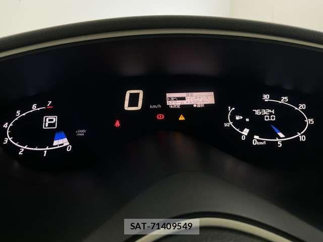 Nissan SERENA 2013-06 7224796-9