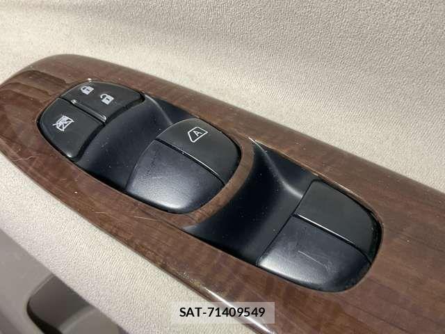 Nissan SERENA 2013-06 7224796-14