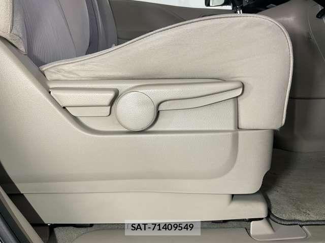 Nissan SERENA 2013-06 7224796-15