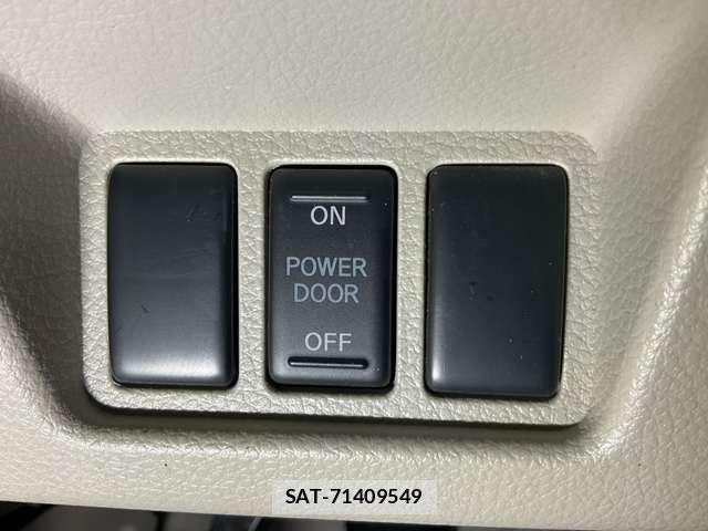 Nissan SERENA 2013-06 7224796-19