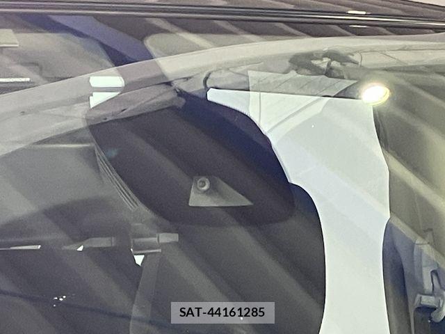 Nissan SERENA 2017-09 7224872-28