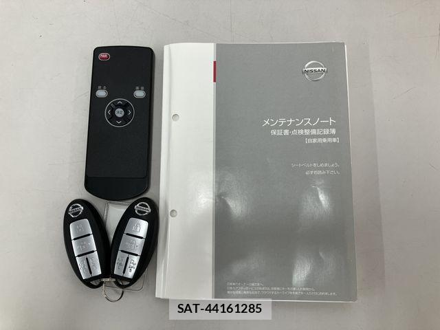 Nissan SERENA 2017-09 7224872-29