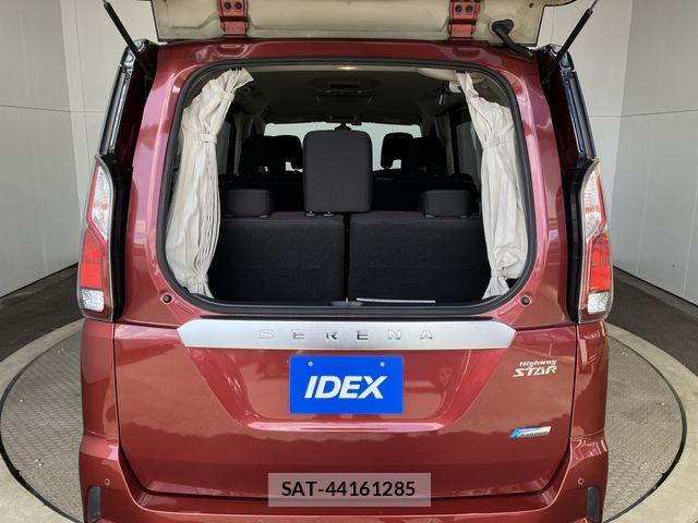 Nissan SERENA 2017-09 7224872-6