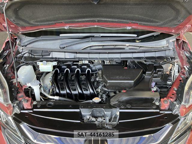 Nissan SERENA 2017-09 7224872-7