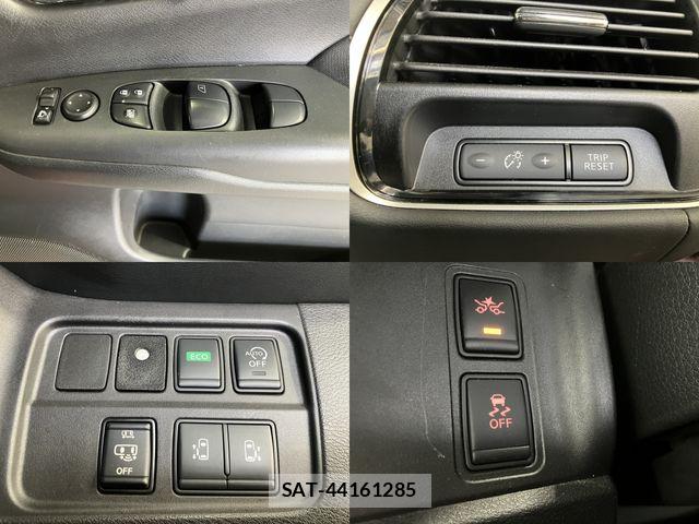 Nissan SERENA 2017-09 7224872-8