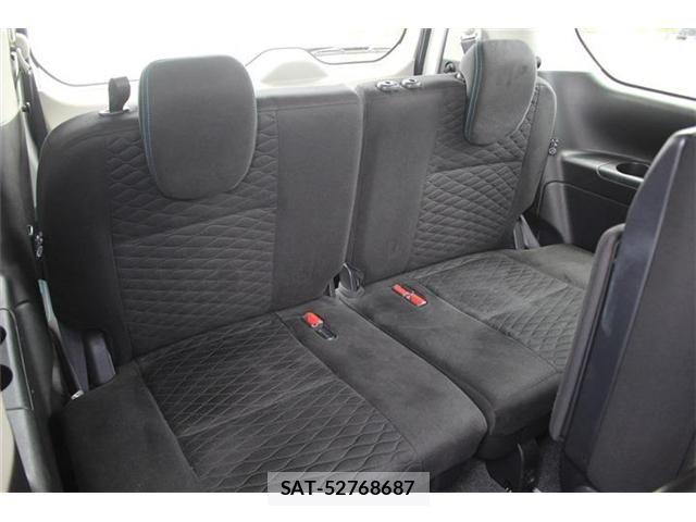 Nissan SERENA 2017-05 7224859-23