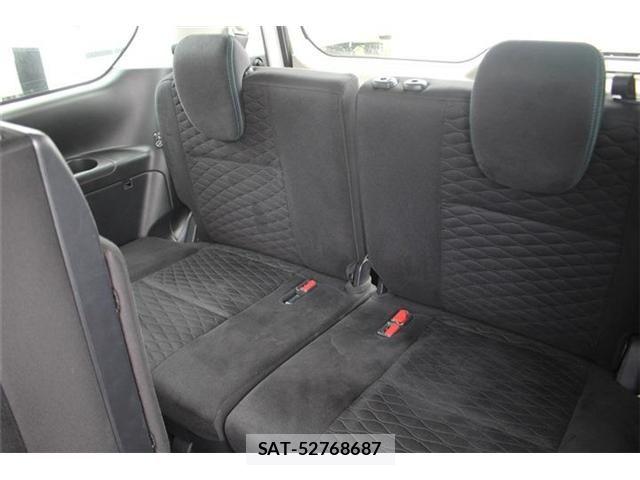 Nissan SERENA 2017-05 7224859-24