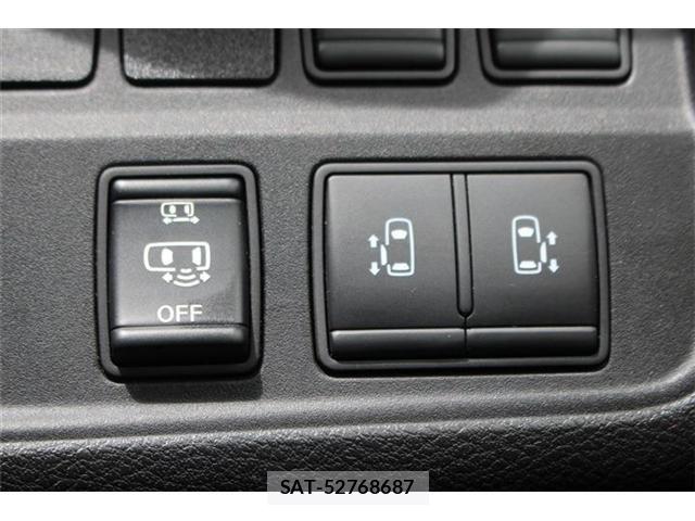 Nissan SERENA 2017-05 7224859-6