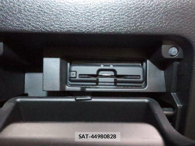 Nissan SERENA 2021-05 7215721-27