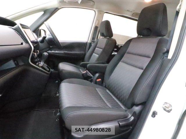 Nissan SERENA 2021-05 7215721-7
