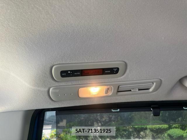 Nissan SERENA 2016-04 7224833-9