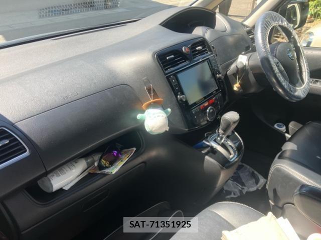 Nissan SERENA 2016-04 7224833-11