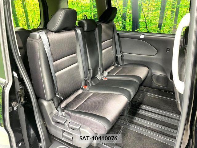 Nissan SERENA 2017-05 7252256-9