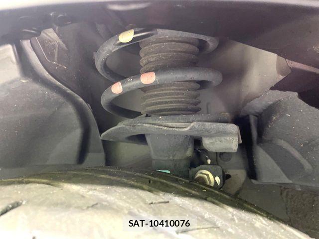 Nissan SERENA 2017-05 7252256-19