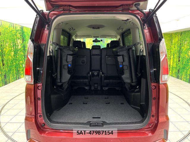 Nissan SERENA 2016-10 7250124-9