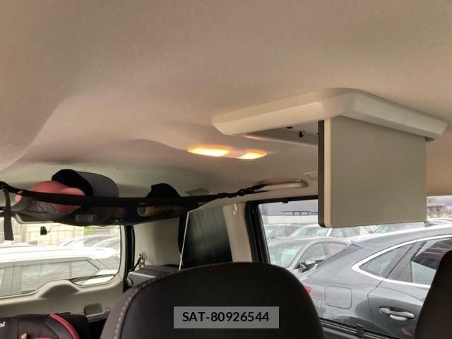 Nissan SERENA 2017-03 7252261-15