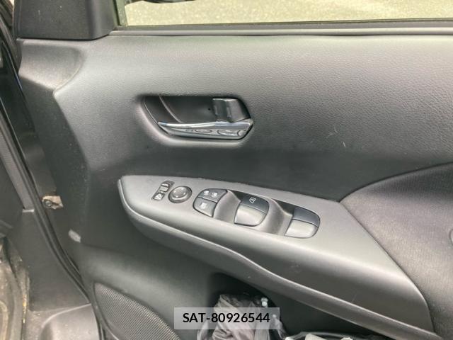Nissan SERENA 2017-03 7252261-16