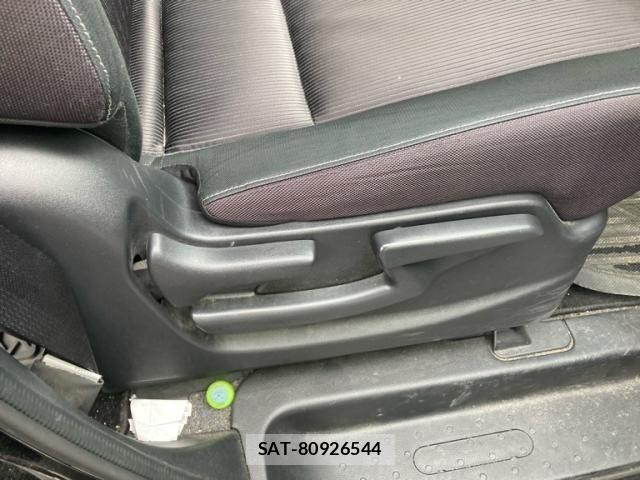 Nissan SERENA 2017-03 7252261-17